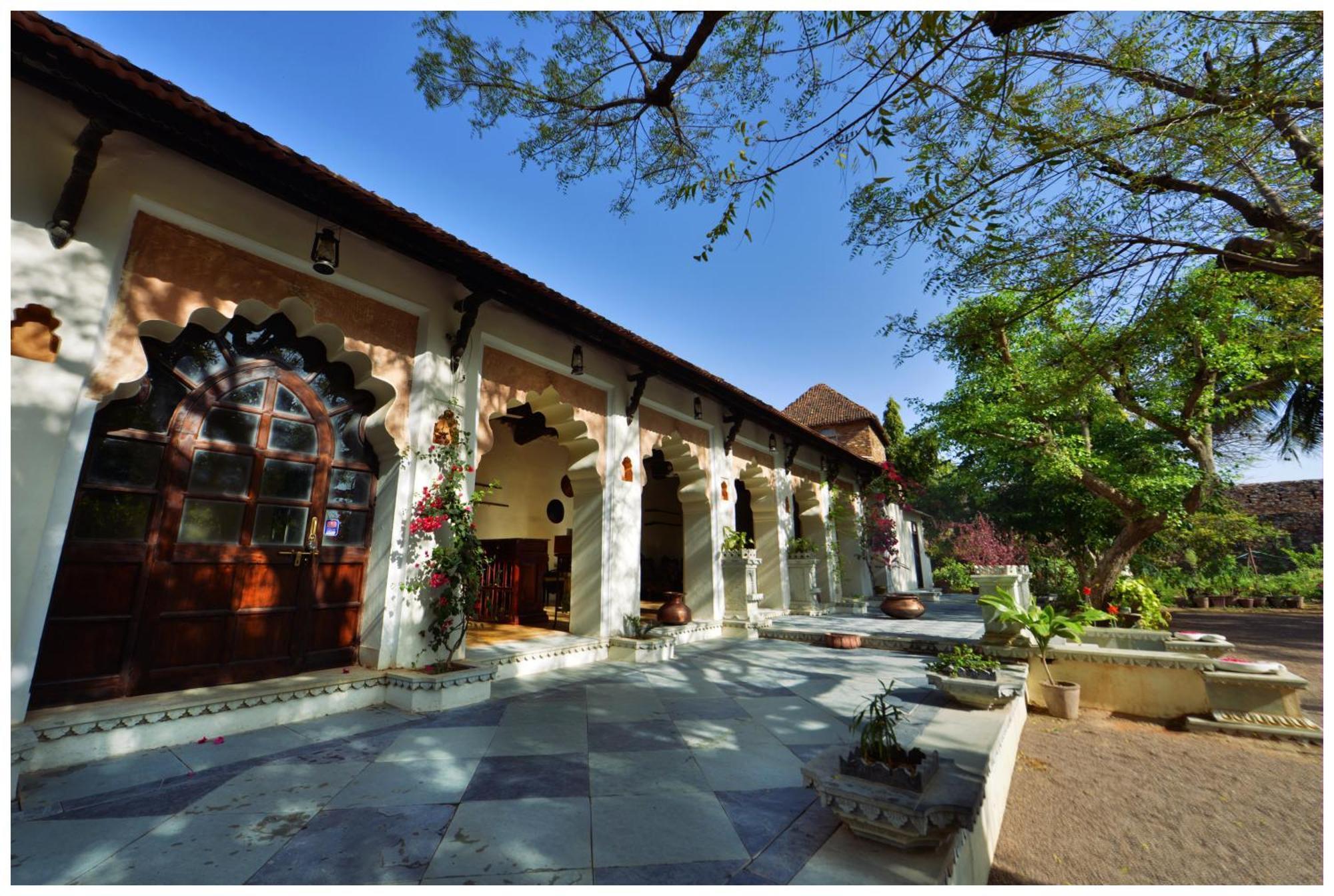 Hotel Castle Bijaipur Esterno foto